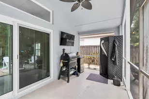 10232 Woodford Bridge St, Tampa, FL 33626 - Photo 34