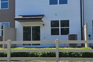 6136 Pina Colada St, Zephyrhills, FL 33542 - Photo 2