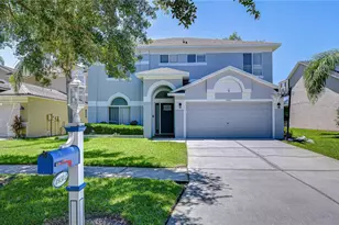19312 Sea Mist Ln, Lutz, FL 33558 - Photo 1
