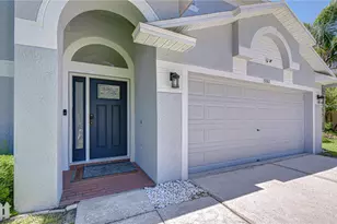 19312 Sea Mist Ln, Lutz, FL 33558 - Photo 6