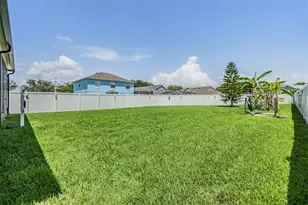 8219 Canterbury Lake Blvd, Tampa, FL 33619 - Photo 30
