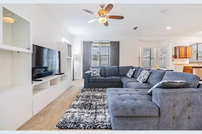 8219 Canterbury Lake Boulevard, Tampa, FL 33619 - Photo 10