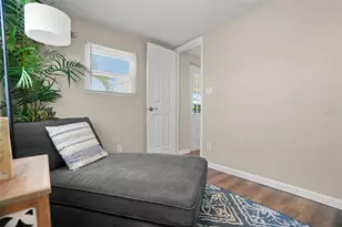 7244 Mt Fairfield Rd NE, Saint Petersburg, FL 33702 - Photo 8