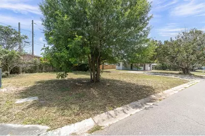 450 Davison Avenue NE, Saint Petersburg, FL 33703 - Photo 26