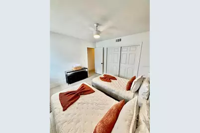 4911 Shetland Avenue, Tampa, FL 33615 - Photo 20