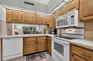 6365 Bahia Del Mar Blvd, Saint Petersburg, FL 33715 - Photo 10