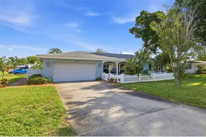 3733 Harbor Heights Drive, Largo, FL 33774 - Photo 2