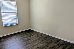 3205 Deer Ct, Brandon, FL 33511 - Photo 8