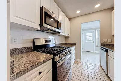6025 Shore Boulevard S #106, Gulfport, FL 33707 - Photo 16