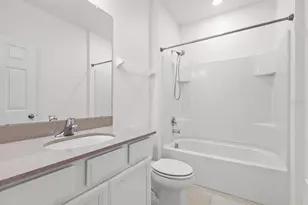 5740 Spotted Harrier Wy, Lithia, FL 33547 - Photo 22
