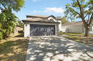 13018 Waterbourne Dr, Gibsonton, FL 33534 - Photo 2