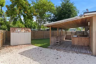 7555 19th Ave N, Saint Petersburg, FL 33710 - Photo 24