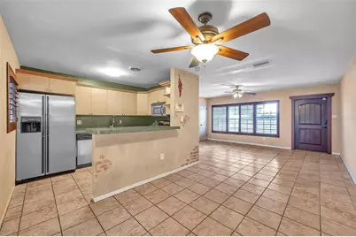 7555 19th Avenue N, Saint Petersburg, FL 33710 - Photo 12