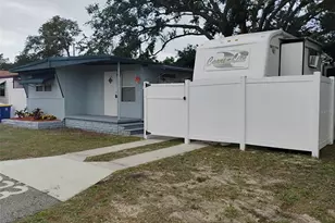 1833 Viceroy Ln, Holiday, FL 34690 - Photo 4