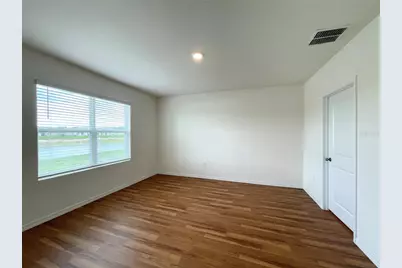 35759 Sunflower Hill Dr, Zephyrhills, FL 33541 - Photo 14