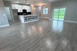 13195 Drysdale Ave, Port Charlotte, FL 33981 - Photo 4