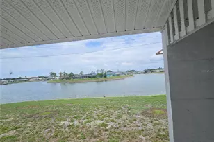 1703 Amhurst Cir, Sun City Center, FL 33573 - Photo 10