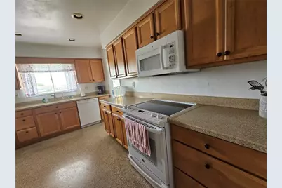 1703 Amhurst Circle, Sun City Center, FL 33573 - Photo 16
