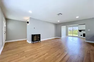 381 Westwinds Dr, Palm Harbor, FL 34683 - Photo 8