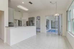210 W Rexford Dr, Beverly Hills, FL 34465 - Photo 16