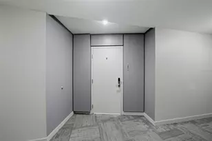 111 N 12th St, Tampa, FL 33602 - Photo 2