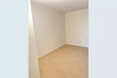 9209 Seminole Boulevard #136, Seminole, FL 33772 - Photo 8