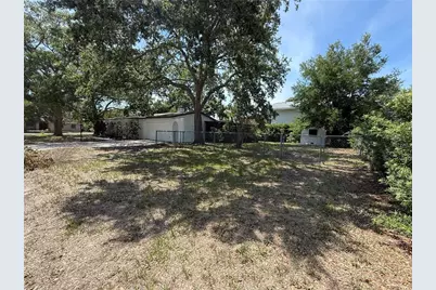 4589 32nd Avenue N, Saint Petersburg, FL 33713 - Photo 4