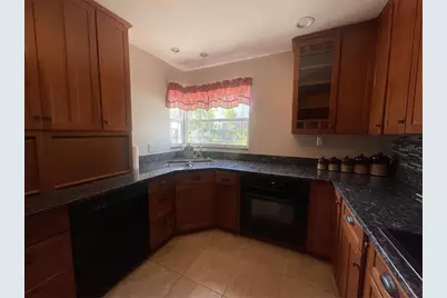 3030 W Helen Avenue, Tampa, FL 33611 - Photo 18