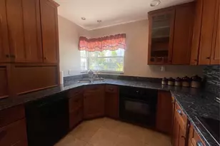 3030 W Helen Ave, Tampa, FL 33611 - Photo 18