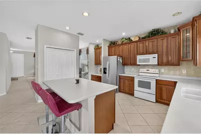 19128 Meadow Pine Drive, Tampa, FL 33647 - Photo 14