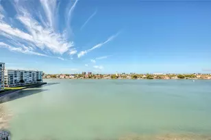 7984 Sailboat Key Blvd S, South Pasadena, FL 33707 - Photo 1