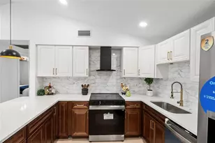 4922 Ackerman St, New Port Richey, FL 34653 - Photo 6