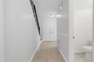 7014 Edenbrook Ct, Tampa, FL 33634 - Photo 4