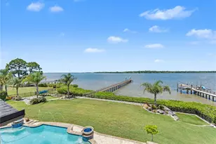 732 Shore Dr E, Oldsmar, FL 34677 - Photo 68