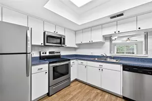 860 Virginia St, Dunedin, FL 34698 - Photo 8