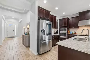 10531 Piedra Dr, Palmetto, FL 34221 - Photo 6