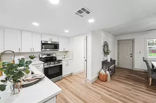 10510 112th Ave, Largo, FL 33773 - Photo 12