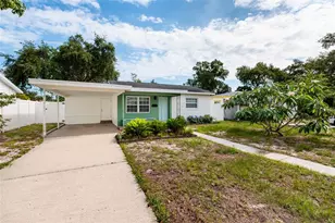661 63rd Ave S, Saint Petersburg, FL 33705 - Photo 2