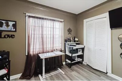 210 49th Street N, Saint Petersburg, FL 33710 - Photo 44