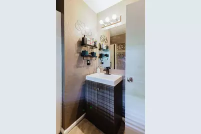 210 49th Street N, Saint Petersburg, FL 33710 - Photo 38