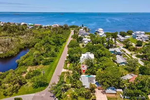 502 Florida Blvd, Crystal Beach, FL 34681 - Photo 50