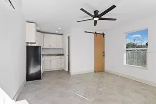 2107 W Cherry St, Tampa, FL 33607 - Photo 10