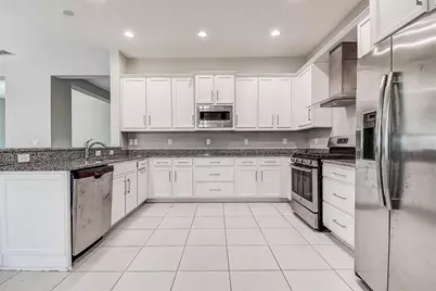 30932 Lindentree Drive, Wesley Chapel, FL 33543 - Photo 22