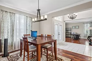 1008 Robinwood Dr, Oldsmar, FL 34677 - Photo 10