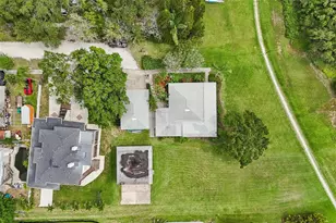 610 Indiana Ave, Crystal Beach, FL 34681 - Photo 52