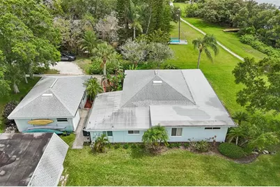 610 Indiana Avenue, Crystal Beach, FL 34681 - Photo 42