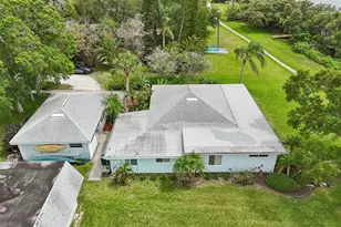 610 Indiana Ave, Crystal Beach, FL 34681 - Photo 42