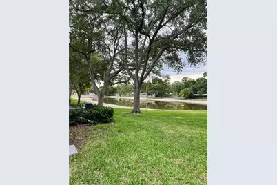 3819 N Oak Drive #I42, Tampa, FL 33611 - Photo 24