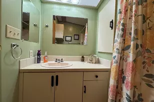 4747 Bobby Ave, Zephyrhills, FL 33541 - Photo 16
