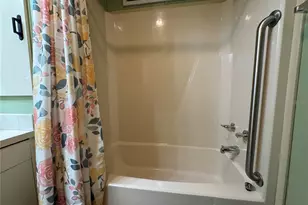 4747 Bobby Ave, Zephyrhills, FL 33541 - Photo 18